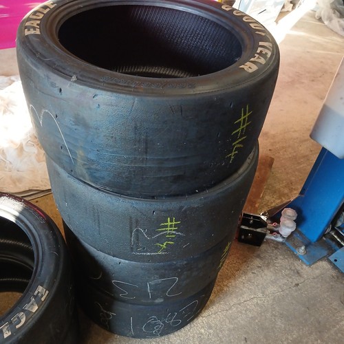 Goodyear 265 66 18 - x,