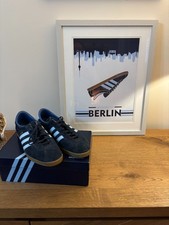 ADIDAS REVERSE BERLIN CQ2754 -