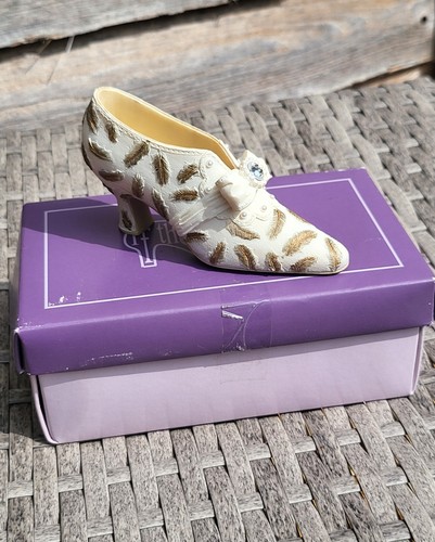 Leonardo collection shoe - collection,