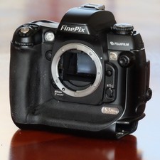 Fujifilm FinePix S3 Pro DSLR Camera Body 12.3MP Super CCD, Nikon F Mount