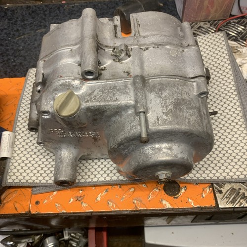 Honda c100 botomend - c100,