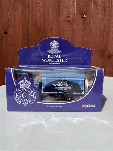 Corgi bedford box van model - bedford, s