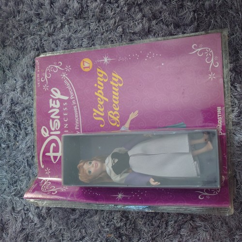 Disney princess porcelain doll - disney,
