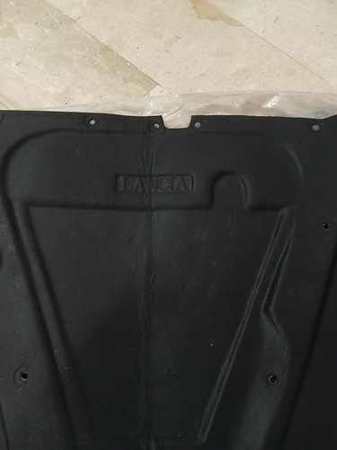 Lancia thema under - thema, hood