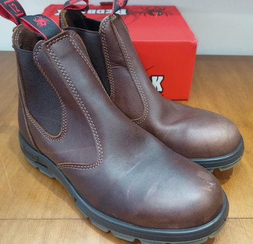 Redback boots dealer - redback,