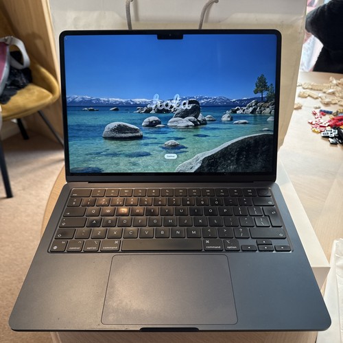 Macbook air inch - 13, m2