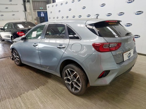 Kia ceed petrol mk3 2020 - kia,