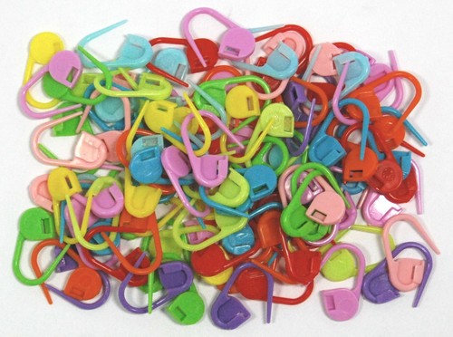Plastic stitch markers for - plastic,
