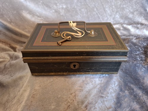 Vintage metal cash box with - vintage,