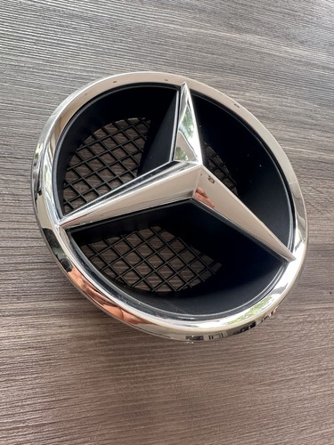 Front grille star emblem - star,