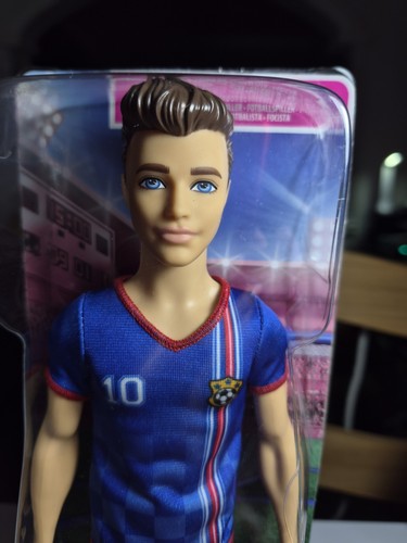 Barbie ken footballer - barbie, doll