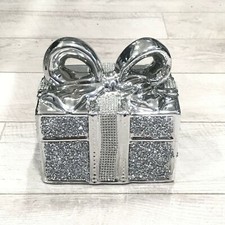 SILVER CRUSHED DIAMOND SPARKLY GIFT BOX PRESENT BOW ORNAMENT SHELF SITTER BLING