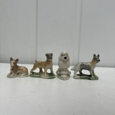 WADE DOGS GROUP OF 4