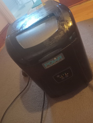 Polar countertop ice maker - polar,