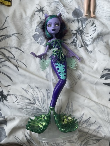 Monster high great scarrier