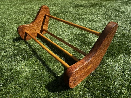 Teak coloured boomerang - coloured,