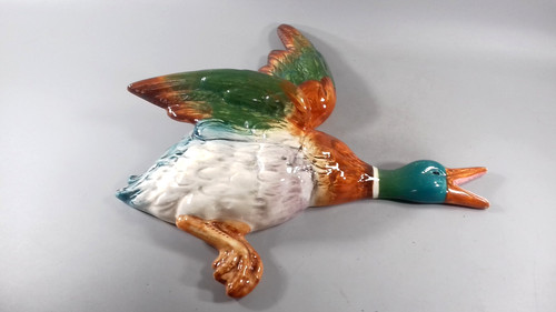Beswick flying duck 596 0 - duck,
