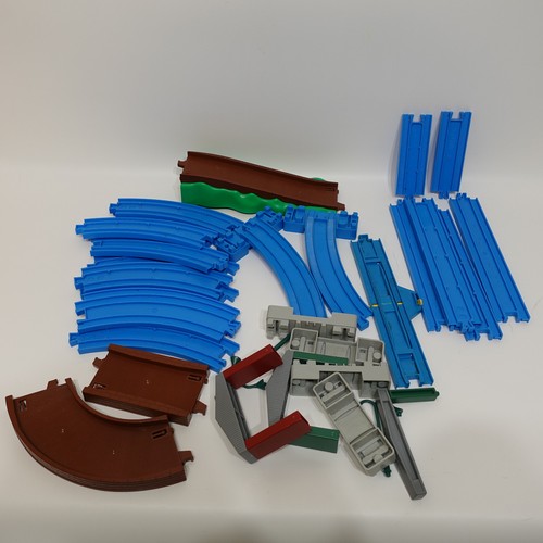 Tomy trackmaster blue - blue, thomas