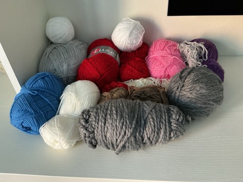 Joblot knitting wool - joblot,