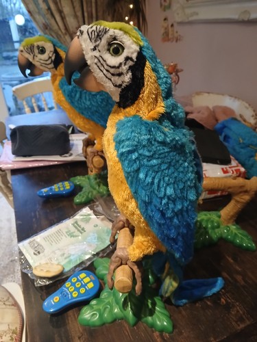 Furreal friend squawkers mccaw - furreal,