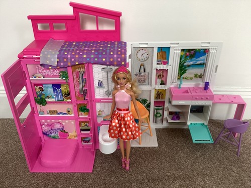 Barbie mattel getaway house - barbie,
