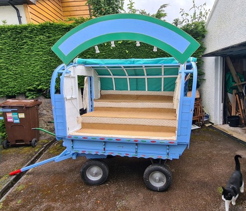 Wooden wagon market - wooden,