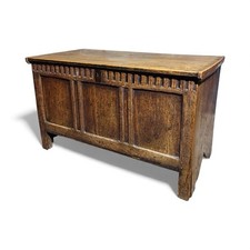 ANTIQUE PERIOD BLANKET BOX