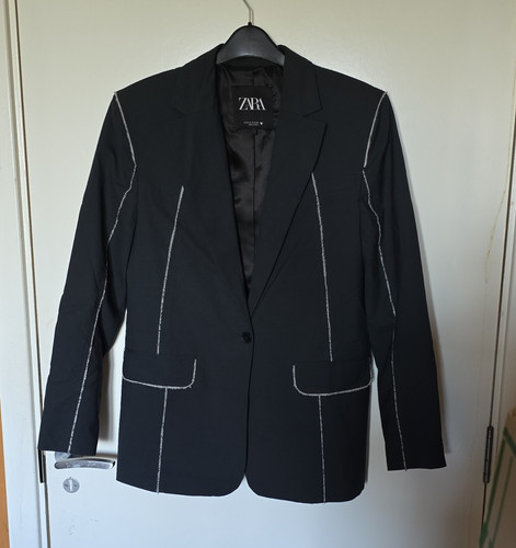 Zara women dark navy blazer - women's,