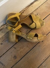 Topshop Mustard Suede Clogs Mules 37 / 4
