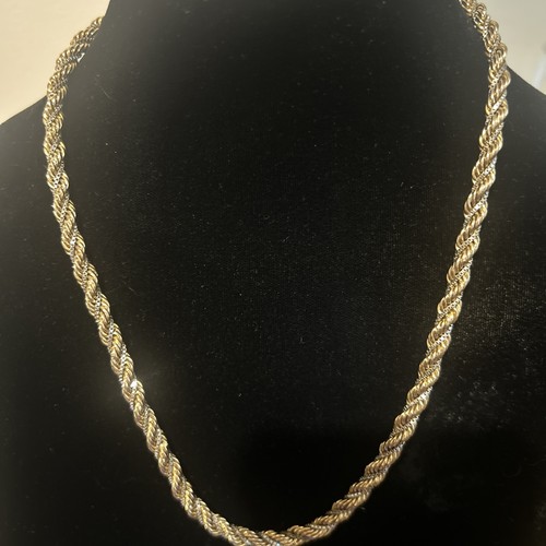 Vintage solid 9ct gold heavy