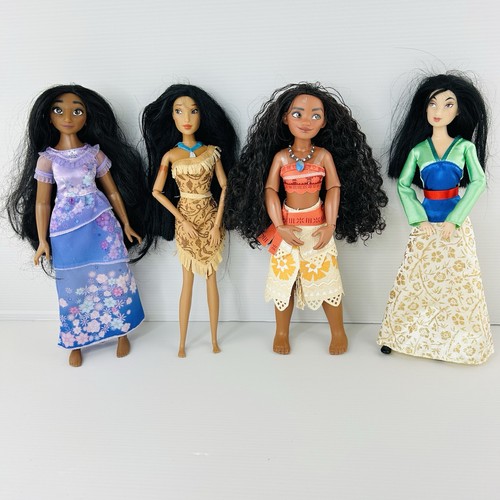 Disney store moana pocahontas - disney,