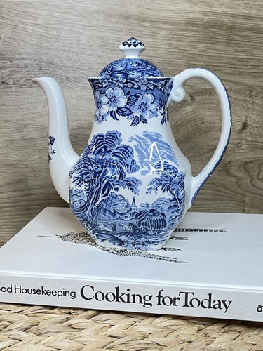 Wedgewood teapot blue - teapot, &