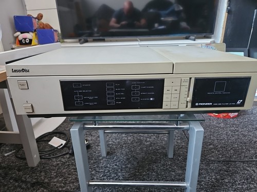 Pioneer 1100 laser disc - pioneer,