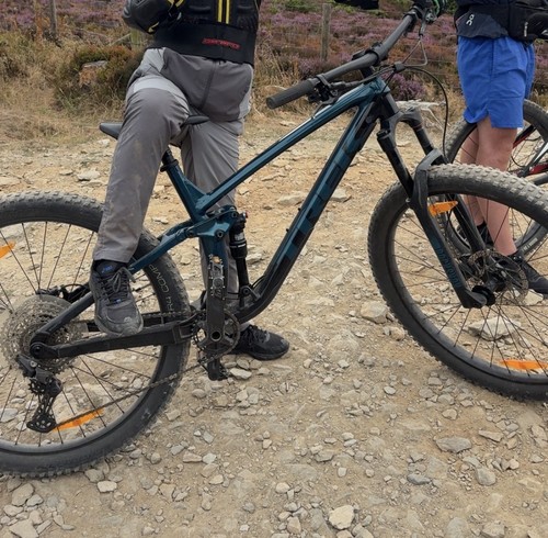 Trek fuel mountain - trek, bike