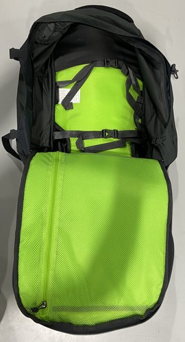 Gray green osprey farpoint - gray/green,