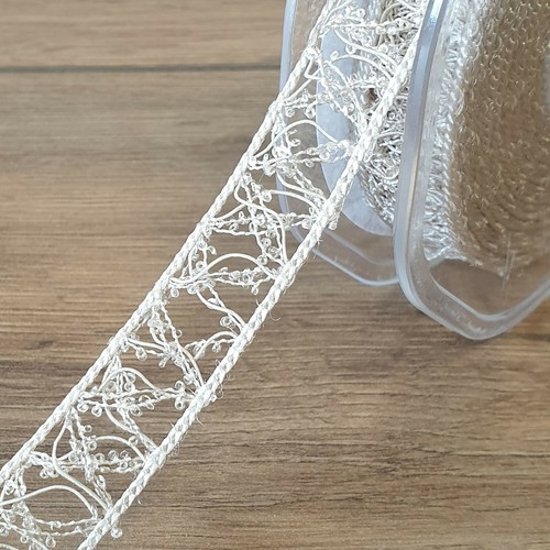 Gorgeous guipure trim - guipure,
