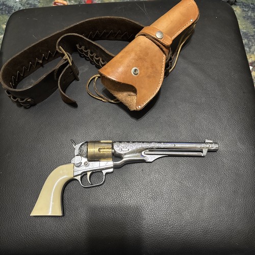 Vintage made usa - vintage, colt
