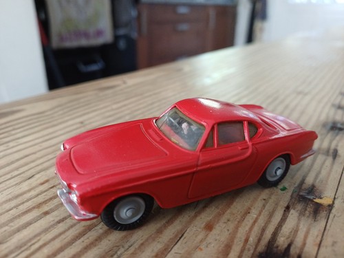 Corgi 228 volvo p1800 good - 228,