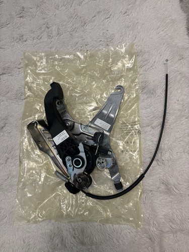 New genuine mercedes w204 - new,