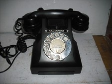 vintage E2 bakelite telephone
