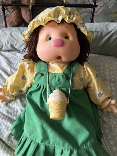 Vintage ice cream doll girl - ice,