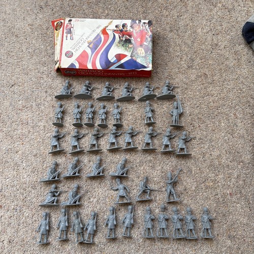 Airfix military history series - airfix,
