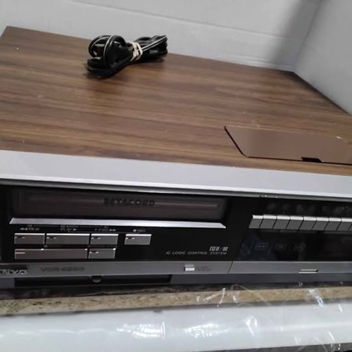 Sanyo vcr 4500 betacord - 4500,