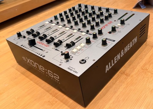 Allen heath xone 62 analogue - &,