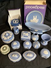 BUNDLE OF 15 PIECES Wedgewood Jasperware Excellent Condition