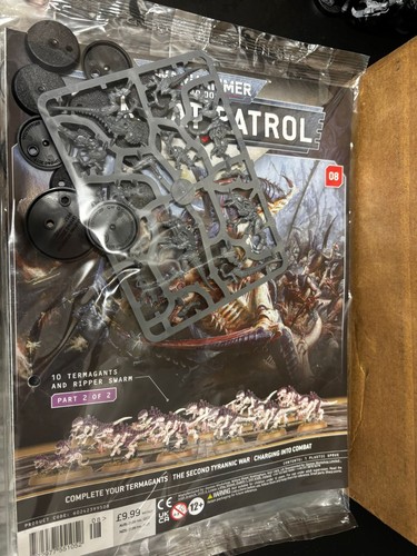 Warhammer 40k tyranid army - warhammer,