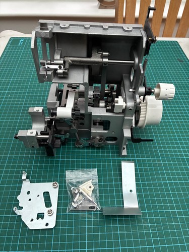 Singer overlocker sewing - overlocker,