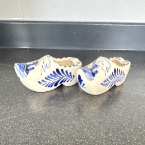 Delft hand painted blue - hand,