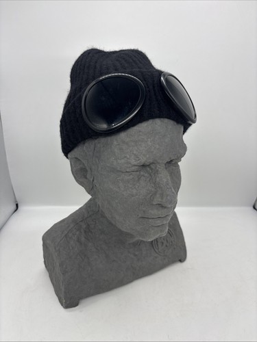 Company black goggle beanie - company,