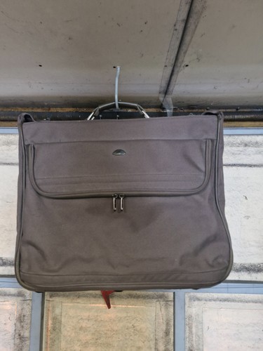 Samsonite luggage suit - samsonite,